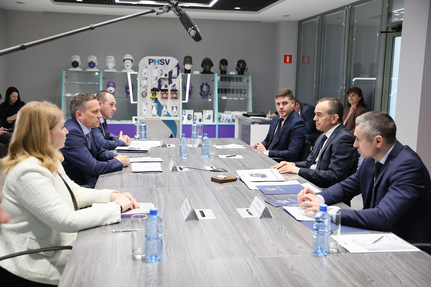 Производство Фармсервис: работа на благо края